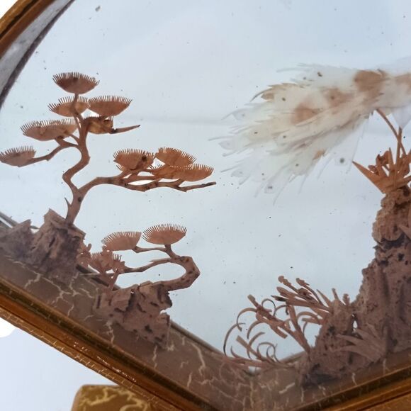 Asian Cork Peacocks Diorama Shadow Box Sculpture Hand Carved Gold Tone Frame Vtg - Picture 3 of 16